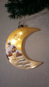 Christmas Decorated Hand Painted and LED illuminated Moon Gold Class 01