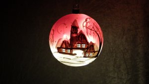 Christmas Decorated Hand Painted and LED illuminated Large Ball Red Class 01