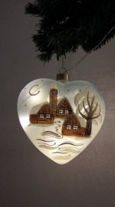 Christmas Decorated Hand Painted and LED illuminated Heart Light Blue Class 01
