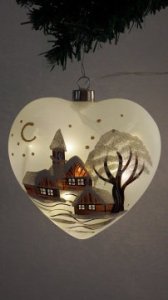 Christmas Decorated Hand Painted and LED illuminated Heart White Class 01